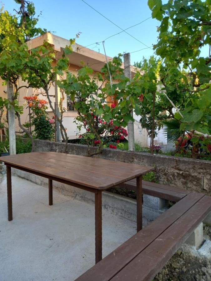 Villa Baka 14 Durrës Exterior foto